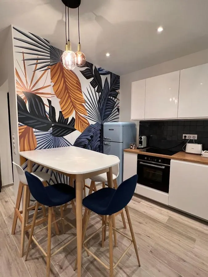 The Palm Central Paris - Comfort And Air Conditioning In The 9Th