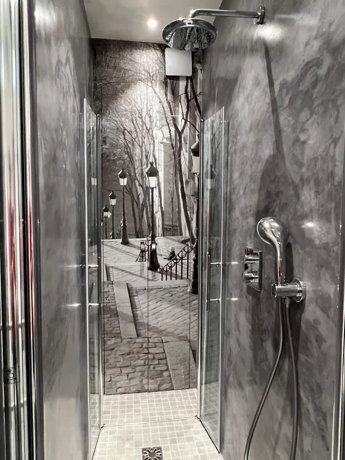 The Palm Central Paris - Comfort And Air Conditioning In The 9Th 0*,  Fransa